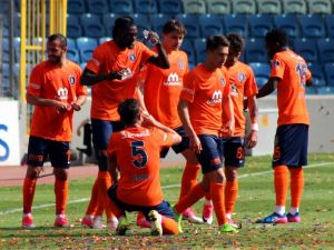 Başakşehir Zirveye Oturdu!