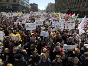 Moskova’da 5 Bin Kişilik Protesto