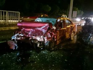 Rize Plakalı Araç Trabzon’da Kaza Yaptı 3'ü Ağır 6 Yaralı