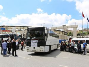 50 Otobüs Beşiktaş Taraftarı Bursa Yolunda