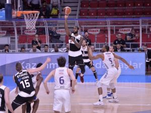 Beşiktaş, Anadolu Efes’i 1 Sayısıyla Devirdi