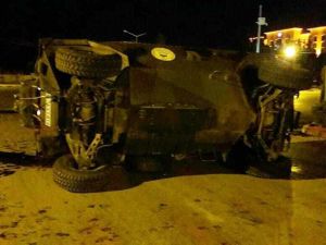 Askeri Araç Kaza Yaptı: 7’si Asker 9 Yaralı