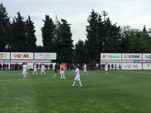Efsaneler Uefa Kupasının Yıl Dönümünde Maç Yaptı
