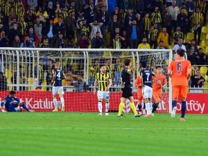 Medipol Başakşehir Finale Yükseldi