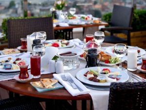 İftarda Ve Sahurda Ne Yemeli, Nelere Dikkat Etmeli ?