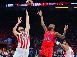 İlk Finalist Olympiakos