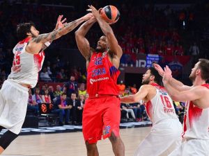 Olympiakos Finale Yükseldi