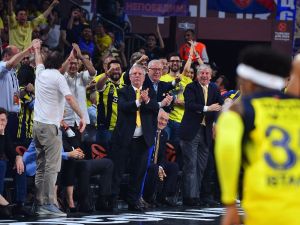 Türkiye’ye 7. Kez Basketbolda Kupa Geldi