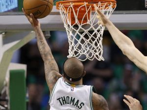Boston Son Saniye Basketiyle Kazandı