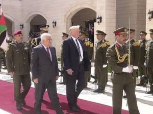 Trump İle Mahmud Abbas Bir Araya Geldi
