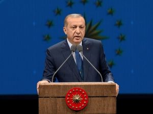 "Türkçe’nin Diğer Dillerin Kuralsız İstilasına İhtiyacı Yoktur"