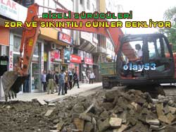 Atatürk Caddesi trafiğe kapatıldı