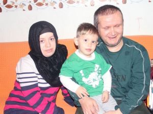 Görme Engelli Eşinin Eli, Ayağı, Gören Gözü Oldu