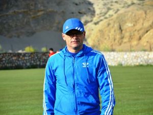 Teknik Ekibiyle Yollarını Ayırdı