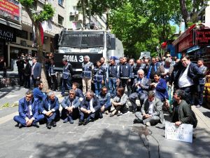 Chp’li Vekiller Oturma Eylemine Başladı