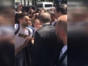 Erdoğan’a Brüksel’de Sevgi Gösterisi