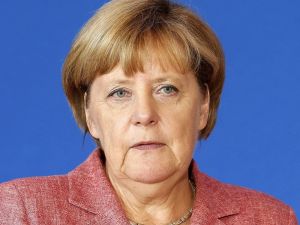Merkel, İncirlik İçin Cevap Bekliyor