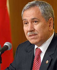 Arınç: Eski darbeleri özleyenler var