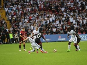 Şampiyonluğa 45 Dakika