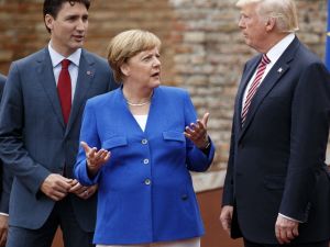 Merkel’den Abd Ve İngiltere’ye Sitem