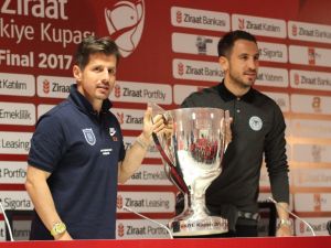 Kaptanlar Büyük Final Öncesi İyi Dileklerde Bulundu