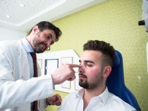 Selfie Burun Estetiği Taleplerini Artırıyor