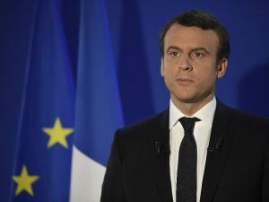 Macron Dünyaya Dönen Astronata Espri Yaptı