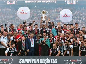 Şampiyon Kupasına Kavuştu