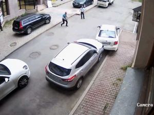 Kadın Sürücü Ortalığı Birbirine Kattı