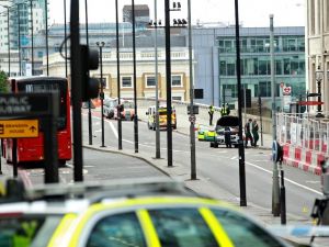 Londra’da Terör Baskını