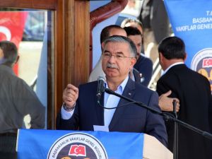 Bakan Yılmaz’dan O Rektöre Tepki