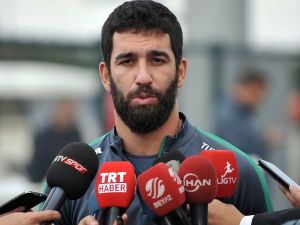 Arda Turan’a Kınama