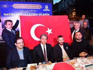 Real Madrid’in Yıldızı Fatih’te İftar Programına Katıldı