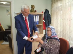 Türk Kızılayı Giresun’da 860 Aileye Ramazan Yardımı Yaptı