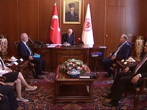 Mecliste İç Tüzük Değişiklikleri İçin Komisyon Kurulamadı