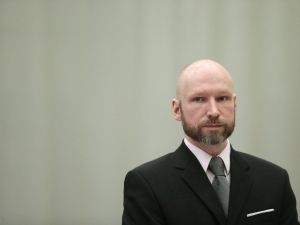 77 Kişiyi Öldüren Breivik Adını Değiştirdi