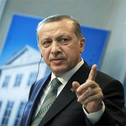 Başbakan: Türk bayraklarının olması gerekirdi
