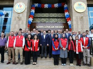 Türkiye’nin En Büyük Gençlik Merkezinin Tanıtımı Yapıldı