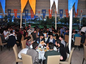 AK Parti Rize İl Gençlik Kollarından Vefa İftarı