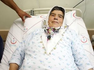 Kanser Hastası Kadın Robotik Cerrahi Ameliyatıyla Sağlığına Kavuştu