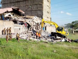 Nairobi’de 7 Katlı Bina Çöktü