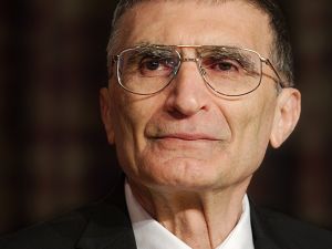 Aziz Sancar’dan ’Sigara’ Uyarısı