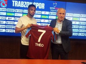 Trabzonspor’un Yeni Transferi Theo Bongonda İmzaladı