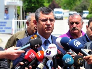 Chp’li Özel’den Bozdağ Ve Bahçeli’ye Eleştiri
