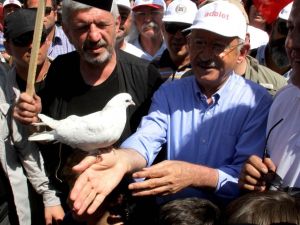 "15 Temmuz’u Sokağa İnen Bizim İnsanlarımız Engellemedi Mi"