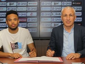 Trabzonspor Theo Bongonda İle Anlaşma Sağladı.