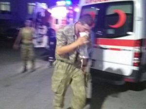 Yine Manisa: 80 Asker Hastaneye Kaldırıldı