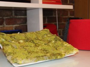 Ucuz Baklava Ve Çikolataya Dikkat