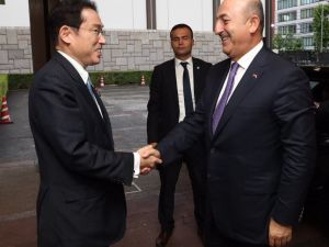 Çavuşoğlu Japon Mevkidaşıyla Görüştü