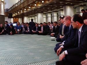 Erdoğan, “Kadir Gecesi Özel” Programına Katıldı